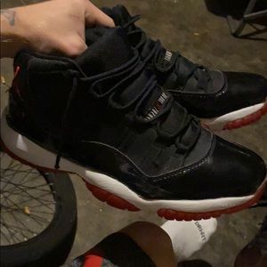Jordan bred 11s size 11